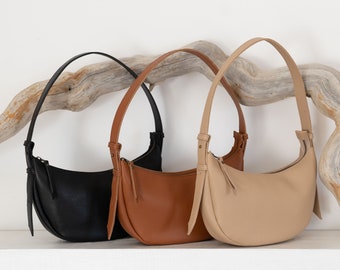 Shoulder Leather bag. MOON