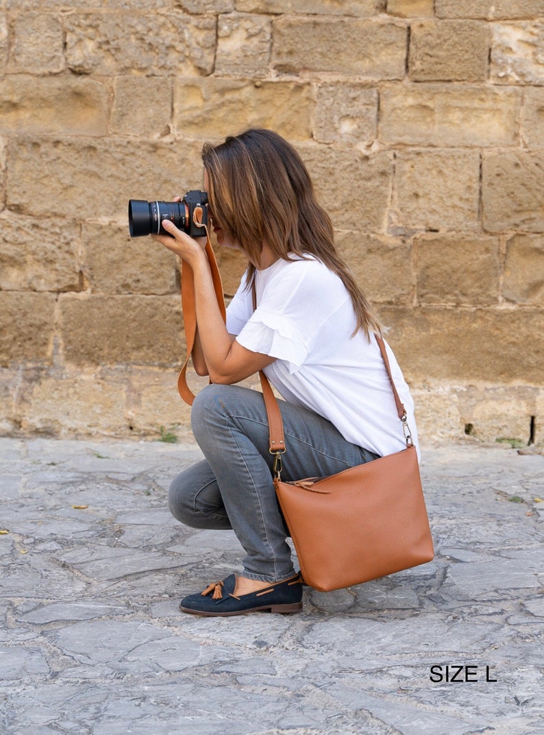 Sac à bandoulière en cuir, vous pouvez désormais ajouter une petite bandoulière à votre sac à bandoulière pour le porter à l'épaule Fermeture éclair YKK, porte-monnaie en cuir, version bêta image 1