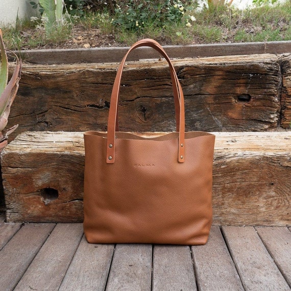Lightweight leather tote bag Clearance