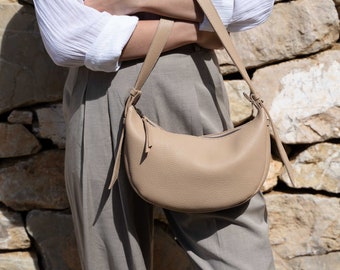 Shoulder Leather bag. MOON