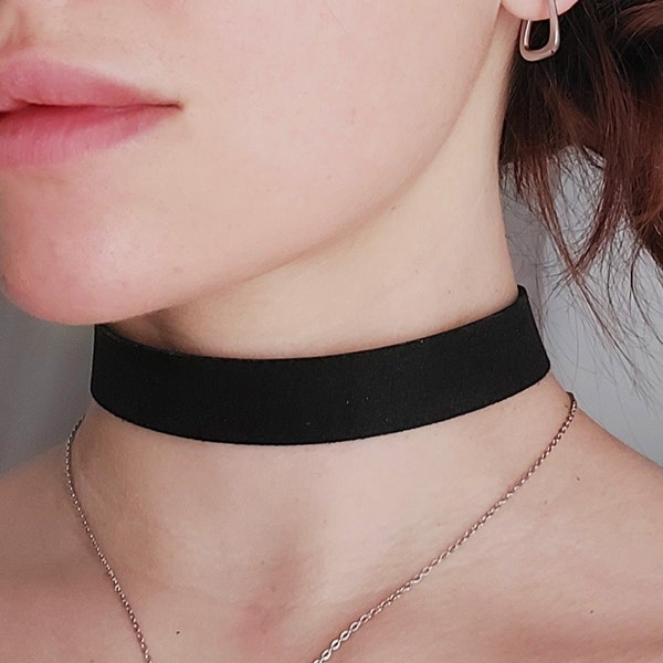 Black Choker - Reversible Faux Leather & Suede or velvet - 20mm Thick - Customizable