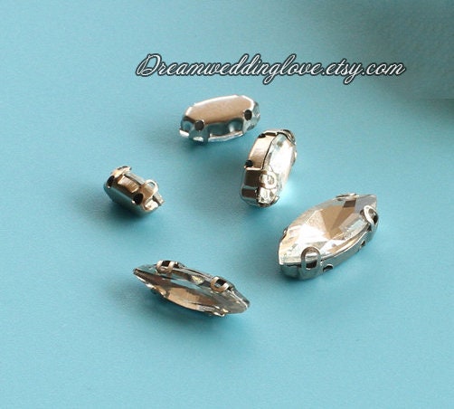 FINGERINSPIRE 250 Pcs 18x13mm Flat Back Oval Acrylic Rhinestone Gems With Container Clear Oval Crystals Bling Jewels Acrylic Jewels Embelishments For Costume Making Cosplay Jewels Crafts