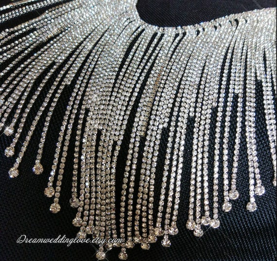 Coucoland Ruban de bordure en strass en cristal – Chaîne à pompons de 0,9 m pour couture artisanale de mariage, fête de mariée, chaîne de danse du ventre (goutte argentée Coucoland Ruban de bordure en strass en cristal – Chaîne à pompons de 0,9 m pour couture artisanale de mariage, fête de mariée, chaîne de danse du ventre (goutte argentée