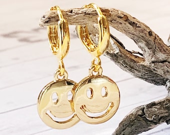 Smiley Face Huggie Hoop Earrings, Gold Smiley Face Earrings, Gold Hoop Earrings, Gold Huggie Earrings, Smiley Face Charm, Fun Earrings