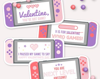 Può includere: Quattro biglietti di San Valentino stampabili con un design Nintendo Switch rosa e viola. I biglietti hanno messaggi diversi, tra cui "Valentine, You've Got Game!" e "You Are Next Level Awesome!"
