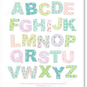 Whimsical Floral Patterned Alphabet art print- fichier numérique, téléchargement instantané- fleurs, ditsy, calicot, petite fille