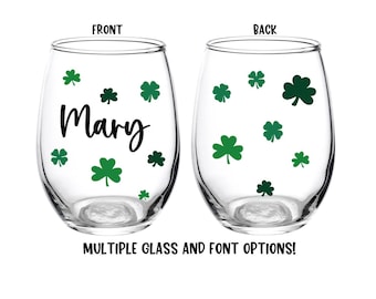 St. Patrick's Day Wine Glass, St. Patrick's Day Glass, Personalized, Favor, Your Name, Shamrock, St. Patrick's Day, Beer Glass, Gift, Irish