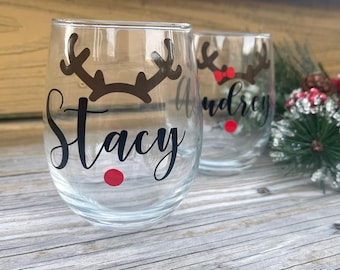 Personalized Reindeer Glass, Christmas Favor, Christmas Glass, Party Favor, Friendsmas, Wine Glass, Reindeer Glass, Personalized, Your Name