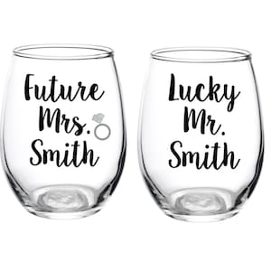 Engagement Gift, Future Mrs, Lucky Mr, Engagement Glass, Personalized Engagement, Gift for Couple, Wine Glass, Gift, Ring, Your Name, Beer