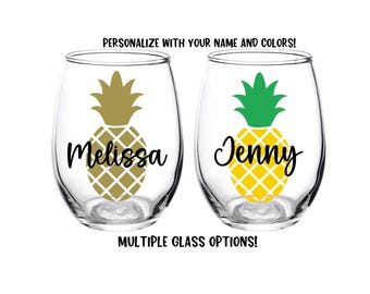 Personalized Pineapple Wine Glass, Pineapple Glass, Wine Glass, Pineapple, Party, Favor, Bachelorette, Girls Weekend, Your Name, Summer