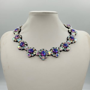 Statement necklaces, Strass necklaces, Esther necklace, Diamond necklaces, Statement, Broche jewel, Jewel necklace with Swarovski IV364