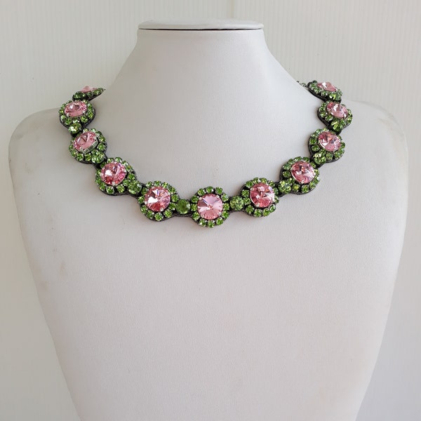 Statement necklaces, Strass necklaces, Tiffani necklace, Diamond necklaces, Statement, Broche jewel, Jewel necklace with Swarovski IV307