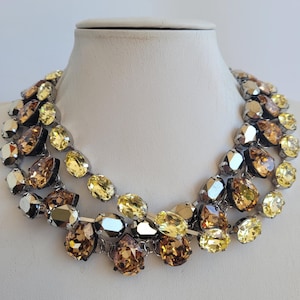 Collar llamativo de cristal estilo Anna Wintour: Jonquil, bronce, topacio IV179
