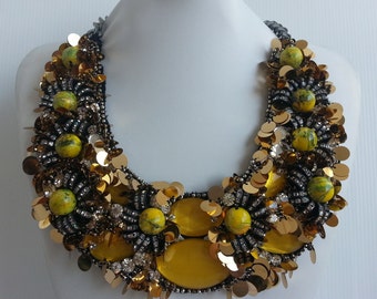 Handmade Rhinestone Bib Necklace: Italian Statement Collar IV99