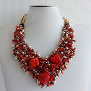 Statement necklace, Stunning necklace, Coral necklace, Strass necklace, Olivia necklace, Embelishment Collar necklace with Swarovski IV195