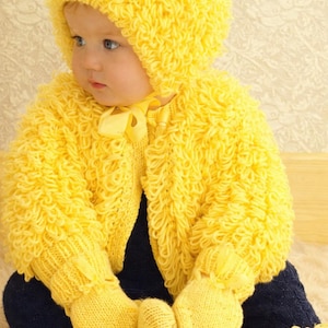 Baby loopy Jacket and hat. Knitted in DK 8 ply Light worsted wool and fits 18-20 chest.Knitting pattern download PDF