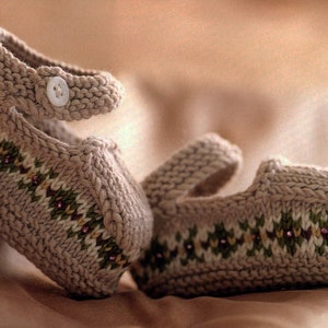 Baby Knitted Fair Isle Shoes- slippers- Instant Download (3-9 months) Knitting Pattern