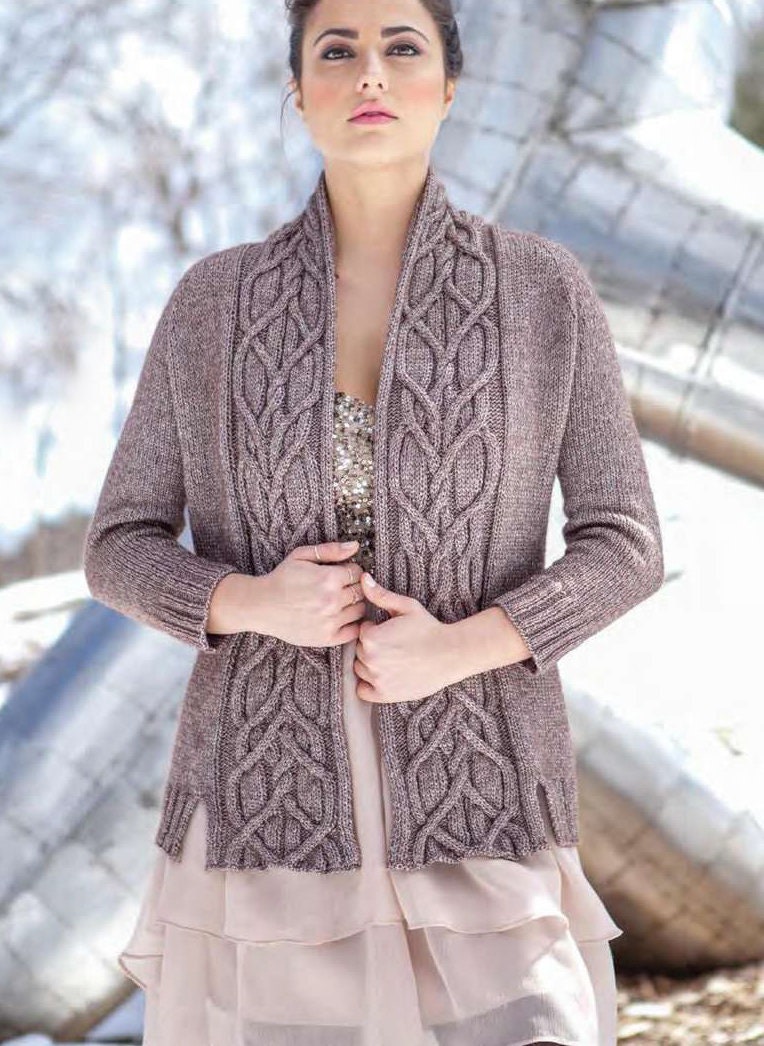 CABLE FRONT CARDIGAN