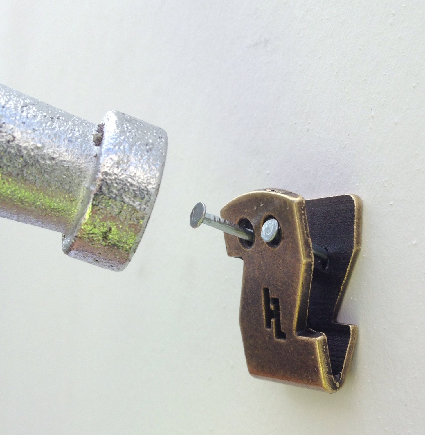 Hangz 34051 Flat Mount Sawtooth Picture Hook and Hanger Kit, 15lb Etsy