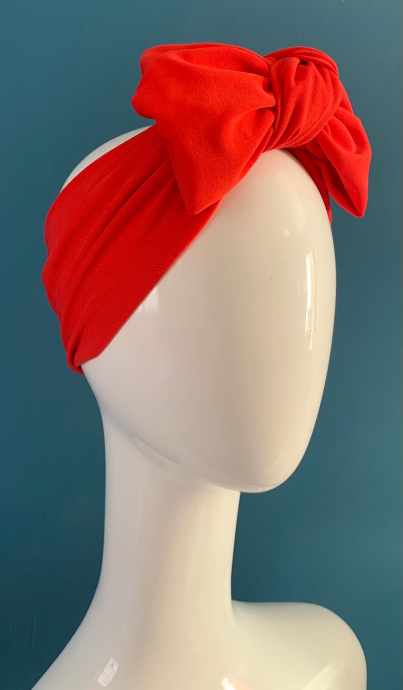 Red turban bow headband image 1