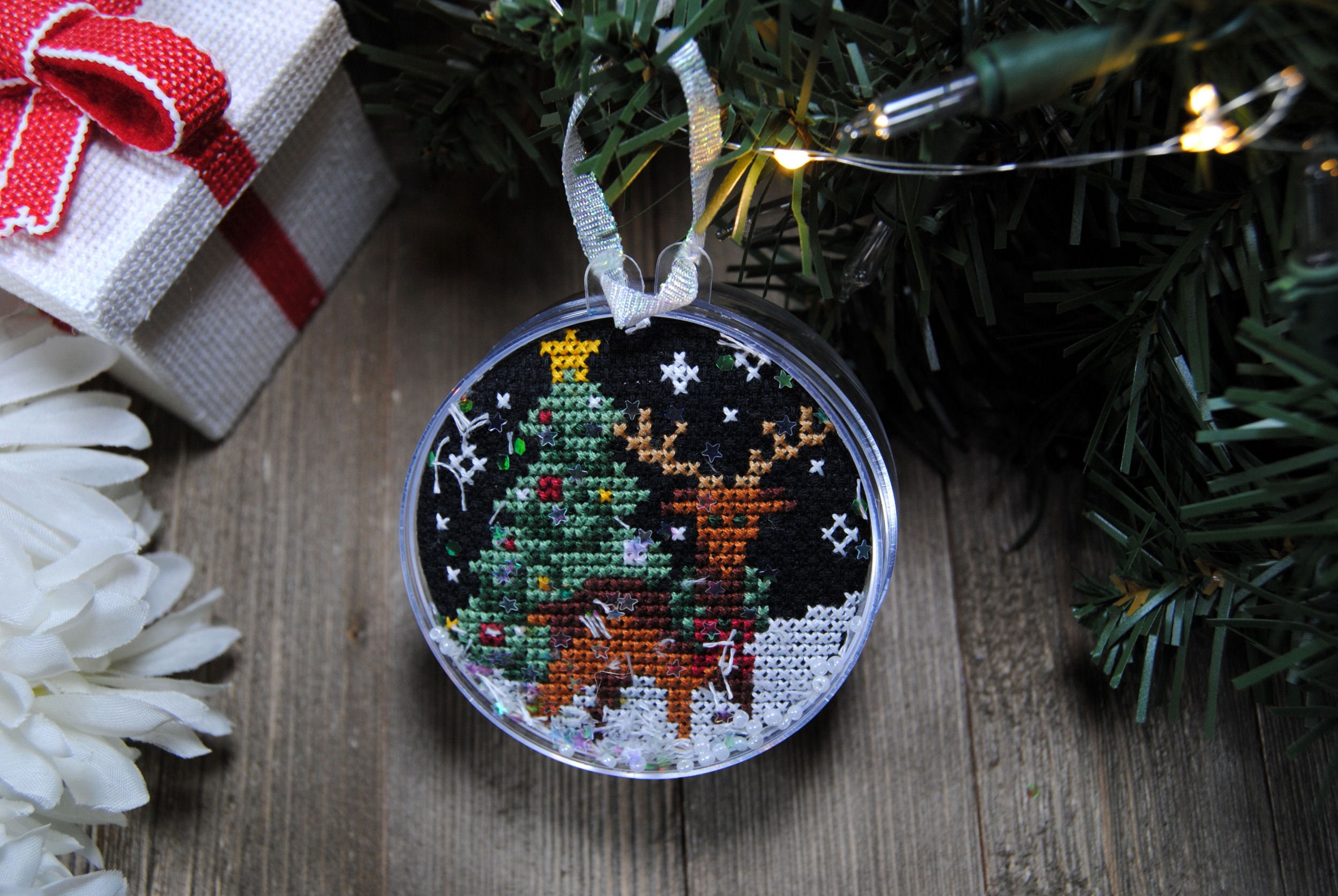 Christmas Deer Cross Stitch Pattern - Holiday Design - DIY Christmas ...
