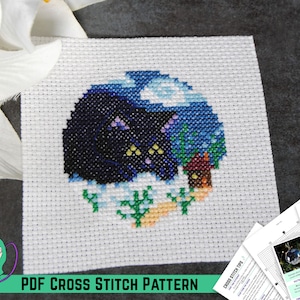 Yule Cat Cross Stitch Pattern - Icelandic Folklore Design -  Jólakötturinn Legend - DIY Christmas Tree Ornament - Beginner Friendly