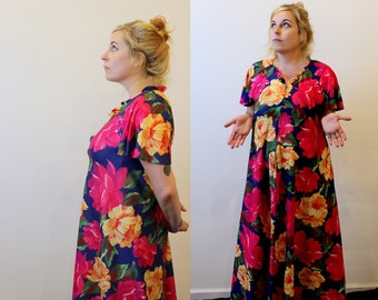 polyester muumuu