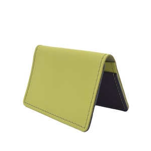 Porte-cartes de voyage unisexe fait main en cuir vert citron