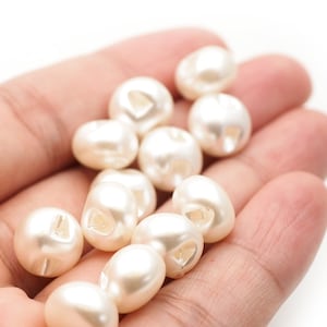 12pcs Off-White Color Pearl Buttons Sewing Rhinestones Buttons Plastic Pearl Beads Decorative Button for Clothes Crafts Sweaters etc. TG76