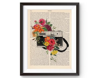 Vintage Camera print, Vintage Flowers, Decorative Art, Photographer Gift, Wall Print, Retro Camera Print