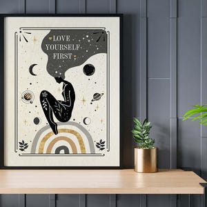 Houd eerst van jezelf, mindfulness zen, kunst aan de muur, neutraal decor, quote postivity, yogaruimte, spirituele kunst, woonkamer, zelfzorg