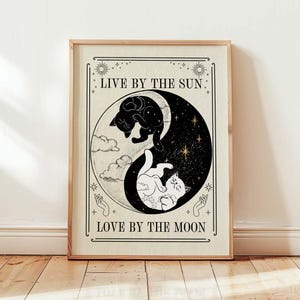 Live by the Sun Love by the lune chat noir chat blanc, impressions murales célestes, impression d'art mystique, affiches d'astrologie, carte de tarot