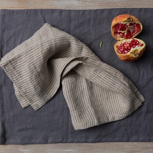 Linen placemats- Washed Linen Placemats 14.5&#39;&#39;x17.7&#39;&#39; (37cm x 45cm) Set of 2-4-6
