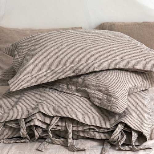 Housse de couette en lin - Housse de couette en lin lavé - Housse de couette en lin de couleur naturelle avec des rayures noires - Literie en lin - Disponible dans toutes les tailles.