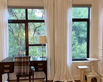 Panneau de rideau en lin-Drapé en lin-Drapé en lin lavé de couleur blanc cassé-Rideau en lin avec pattes cachées au dos-Largeur 140 cm (55 po.) x longueur x longueur