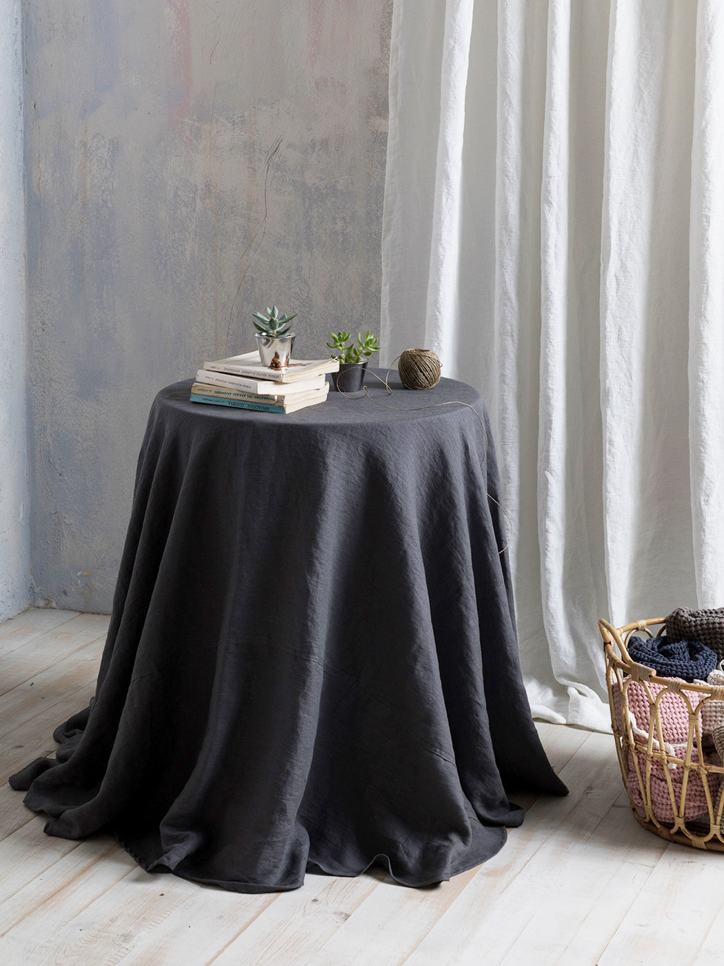 Linen tablecloth-Round Linen tablecloth-Extra Large Round Tablecloth in  Dark grey- Table linens-Tablecloth-Washed Linen tableloth.