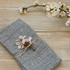 Linen Napkins-Washed Linen Napkins in graphite grey color 16.5’’x16.5’’(42x42cm)Set of 4-6-8-10. Wedding napkins-Exclusive linen napkins.