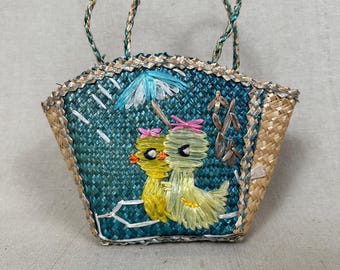 Easter Basket Vintage Childs Gift // Straw Raffia Purse Holiday Chicks with Umbrella