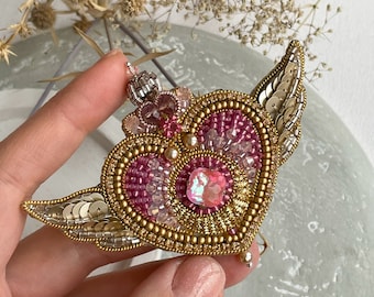 【Sinoon】 Beaded Heart Brooch Anatomical Heart Beaded Brooch, Embroidery Brooch Heart