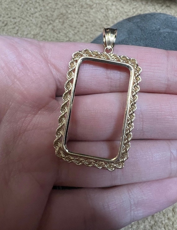 14K Pretty Yellow Gold Rope Frame for 20 Gram Pamp Suisse Gold Bar