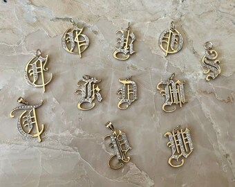 14K Yellow Gold Old English Initial Large Fancy “S” Gothic Style