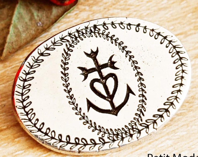 Camargue brooch, horse & oval bull's head - size and finish of your choice
