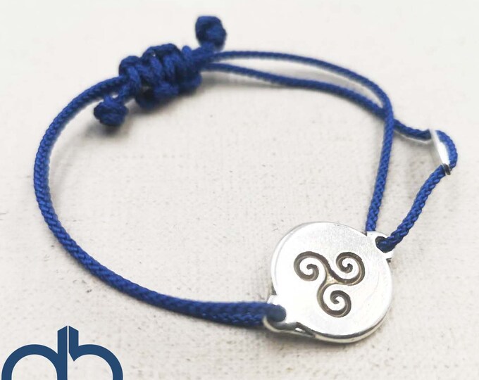 Celtic "Triskell" bracelet with cord and size of your choice