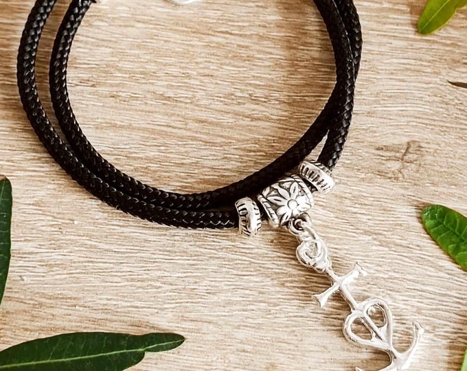 Camargue Cross Necklace (13x26mm) With Paracord cord ø3mm - color of your choice