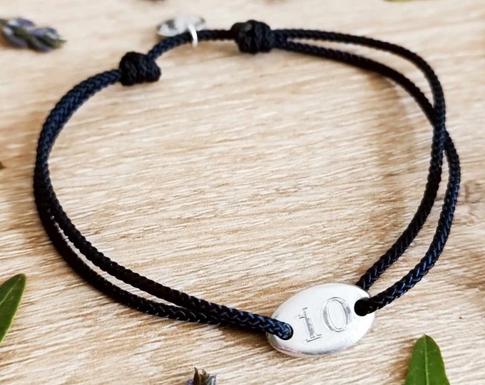 Bracelet for your tinplate wedding anniversary - 8x15mm oval medal with engraving of your choice