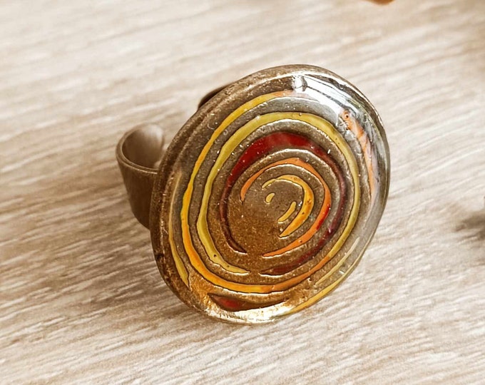 Spiral ring with color - brass finish - model of your choice