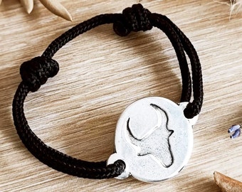 Taurus Bracelet - ø25mm round medal with ø3mm Paracord cord - size and color of your choice