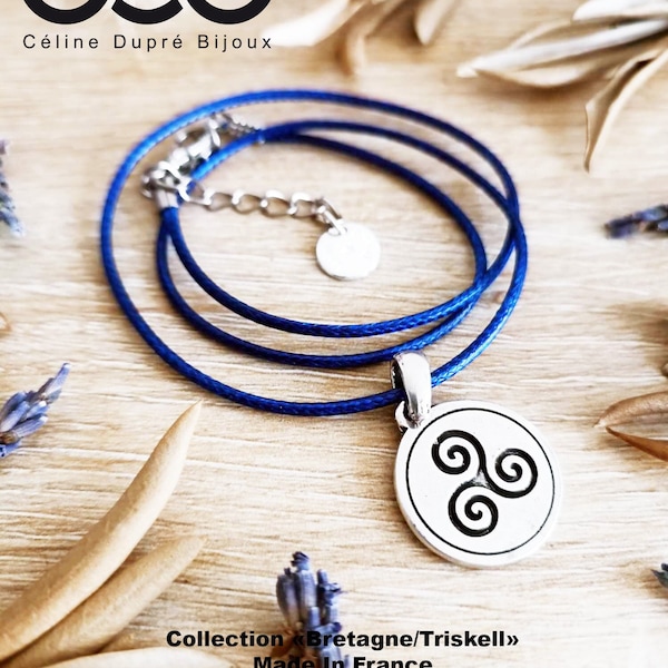 Collier "Triskell Breton/triangle celte"  - modèle et cordon au choix