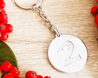 Tinplate key ring - Leather Wedding / 2 years - model of your choice