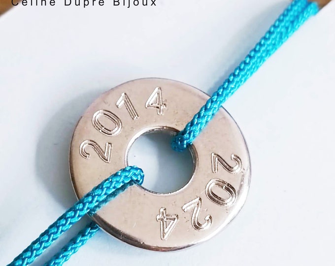 Bracelet for your tin wedding - Ring with engraving of your choice - adjustable cord